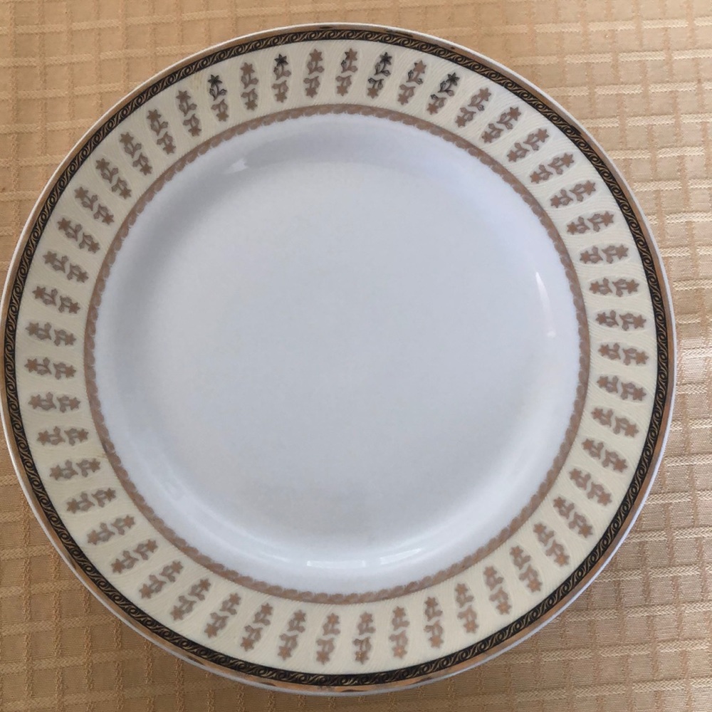 6 serving plates
